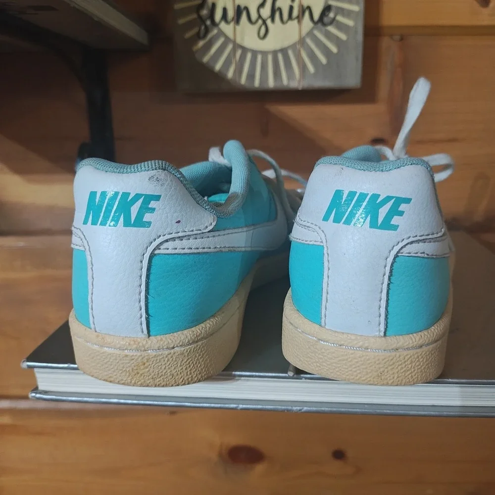 nike court royale Youth size 4.5 shoes blue‎ comfort athletic sneakers Teal